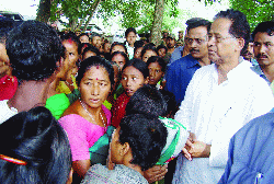 Interaction of CM of Assam with the refugees after the violence of Bodoland in 2008