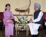 Dr Manmohan Singh with Daw San Suu Kyi,At Yangon.(photo Courtesy PIB)