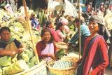 Khasi women at a market 